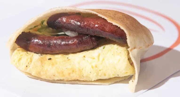 Omelette with Sausages Sandwich