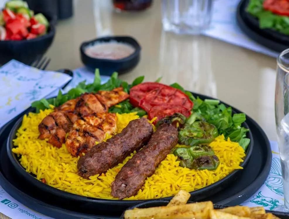 وجبة كفتة و فراخ بالزبادي