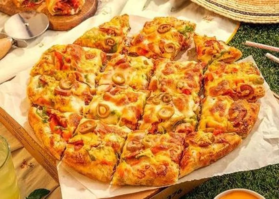 Chicken Oriental Pizza