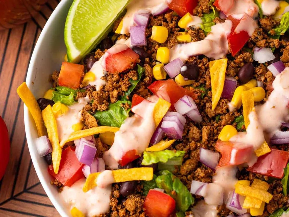 كلاسيك تاكو سالاد