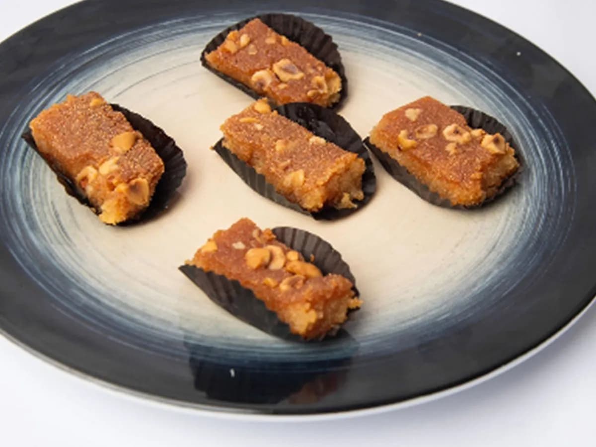 بسبوسة بندق