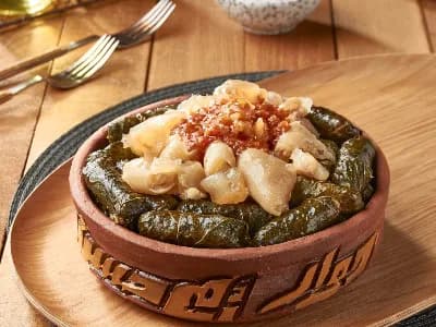 طاجن ورق عنب بالكوارع