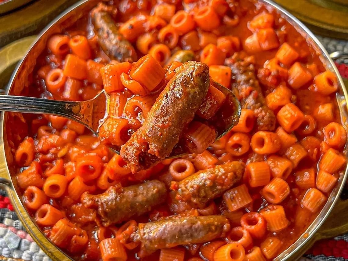 صحن مبكبكة سجق