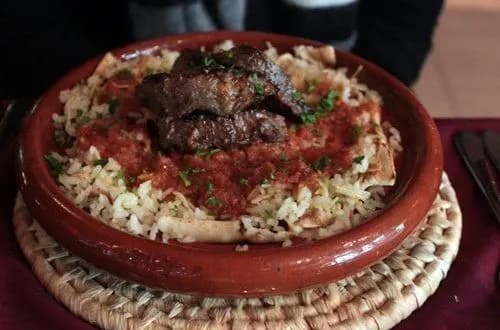 طاجن فتة لحم