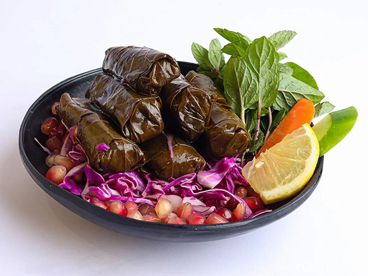 Yalanji Plate 8 Pieces