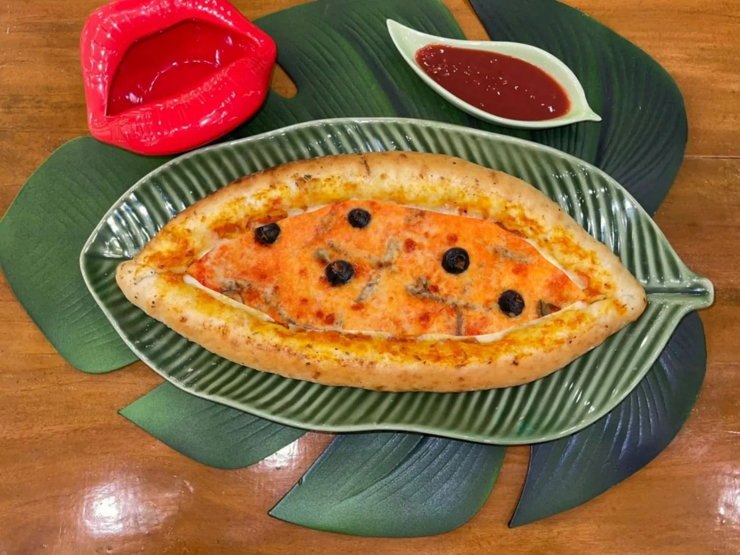 Anchovies Turkish Pide