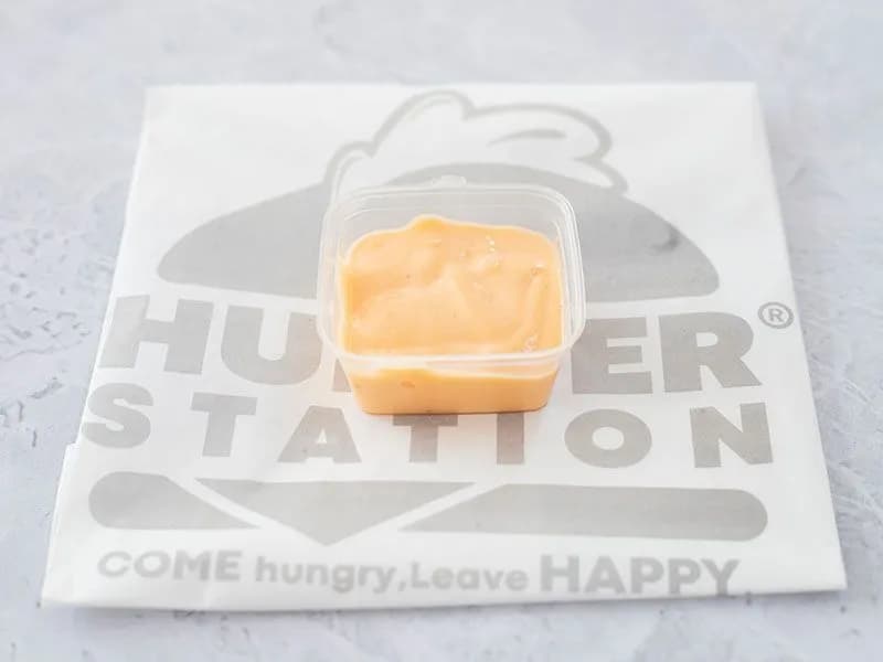 صوص مايو سبايسي