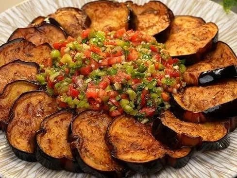 علبة باذنجان