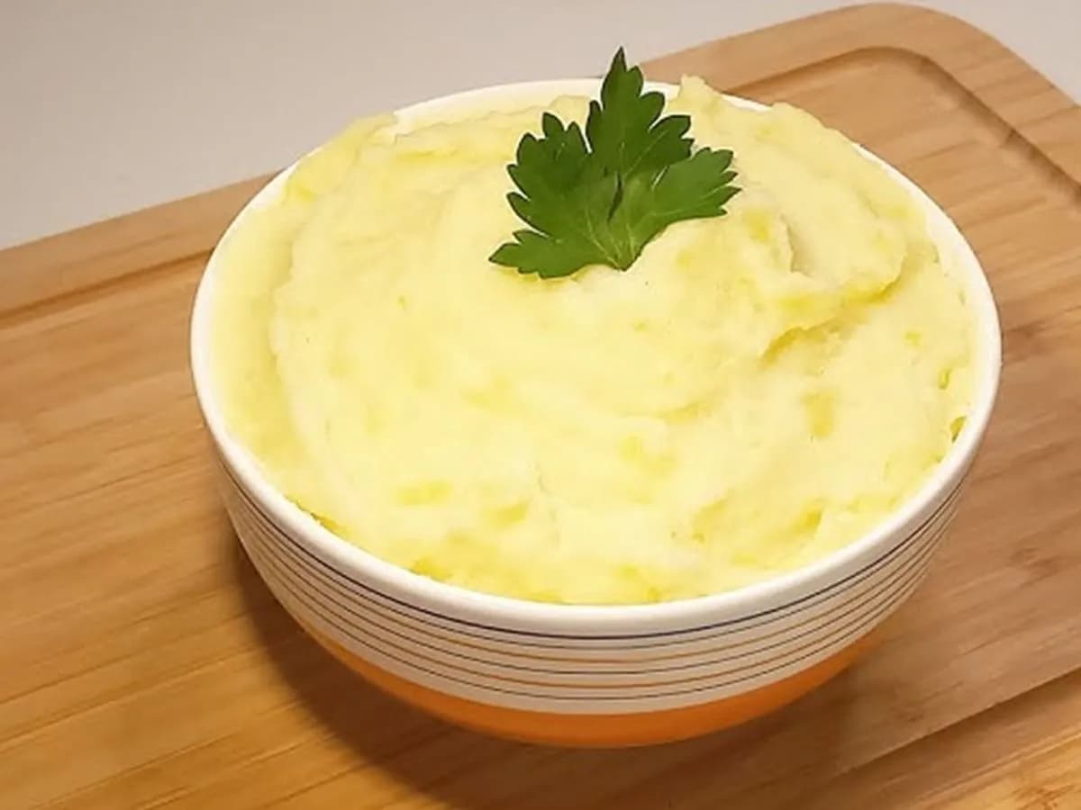 علبة بطاطس بيوريه