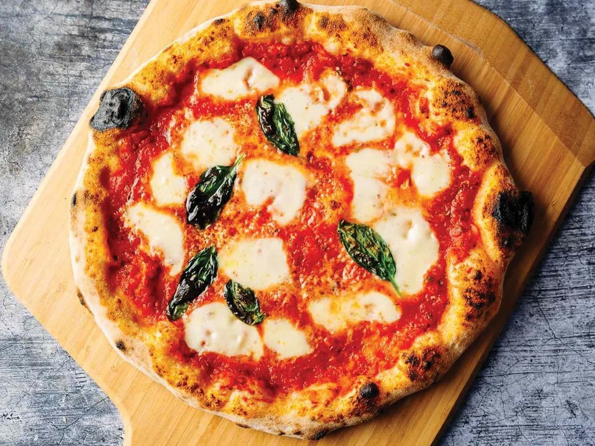 بيتزا مارغريتا