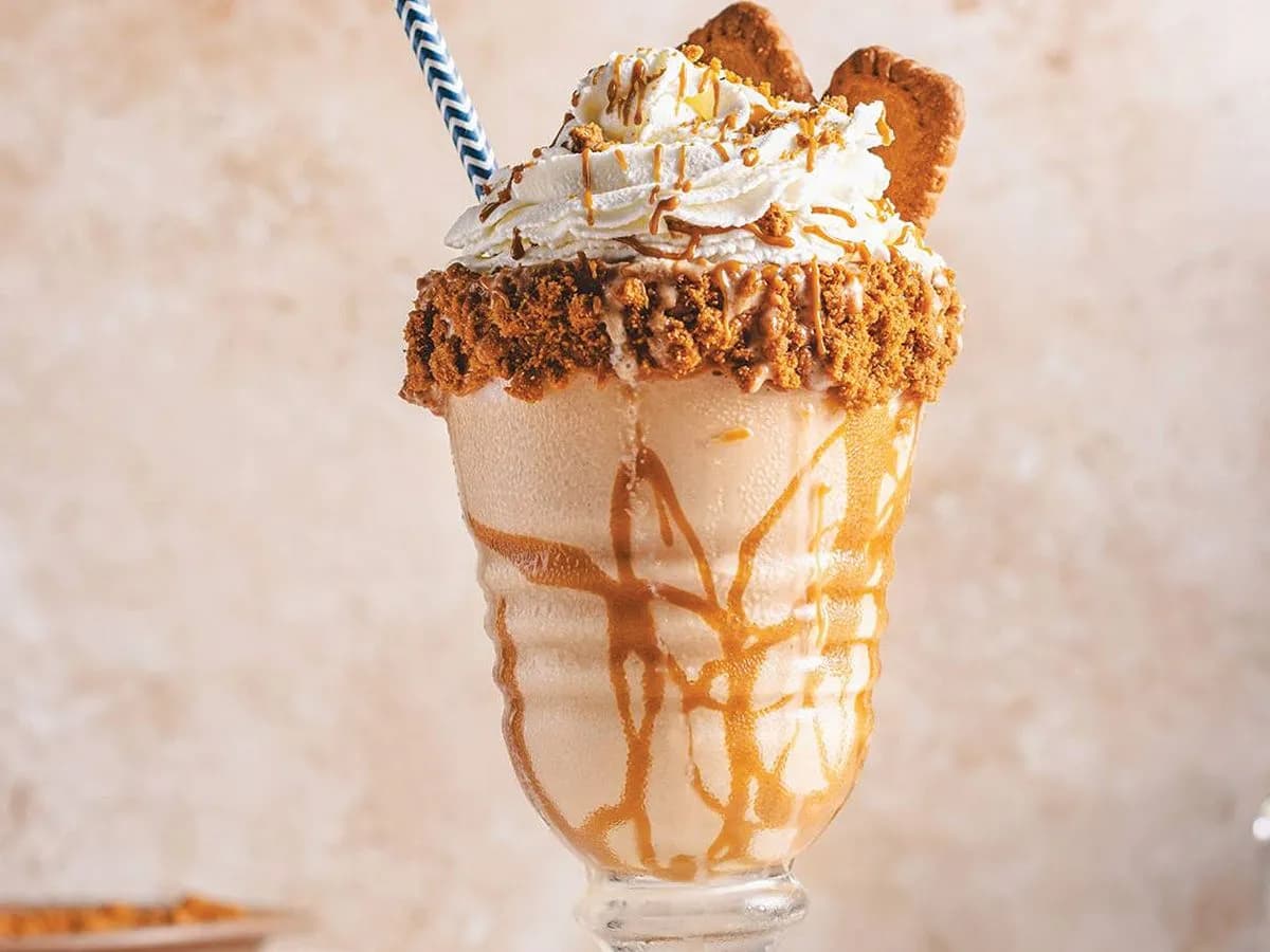 ميلك شيك لوتس