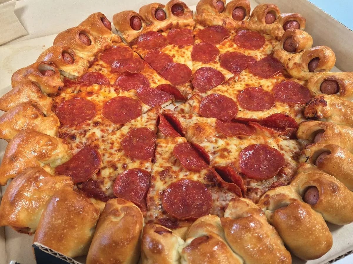 بيتزا هوت دوج