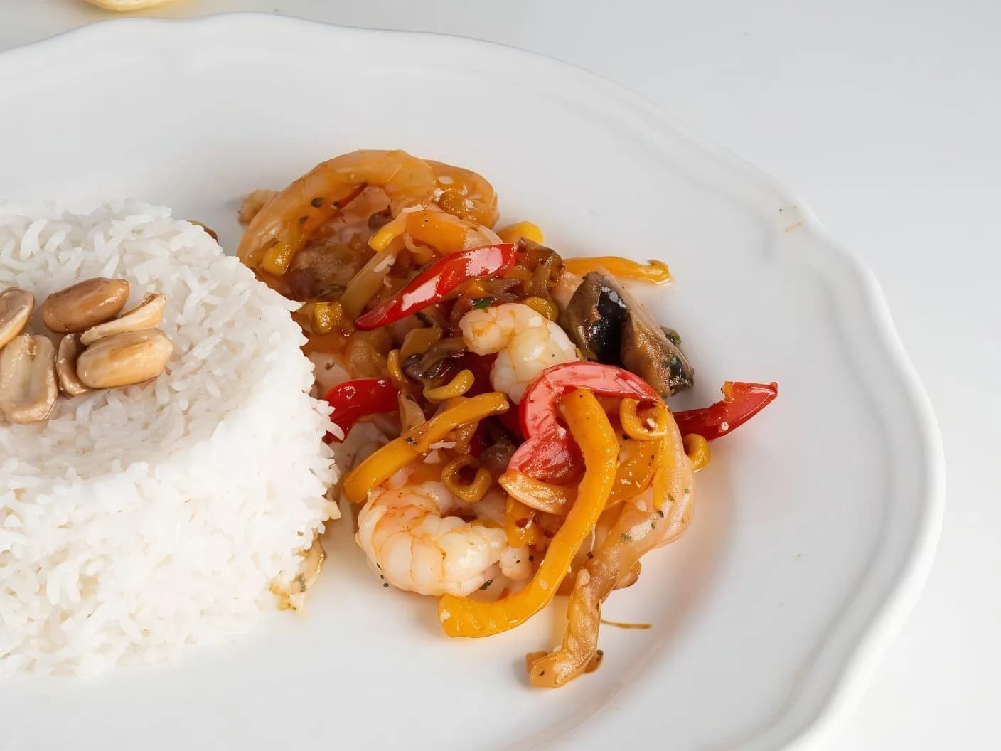 ارز تويست فاهيتا