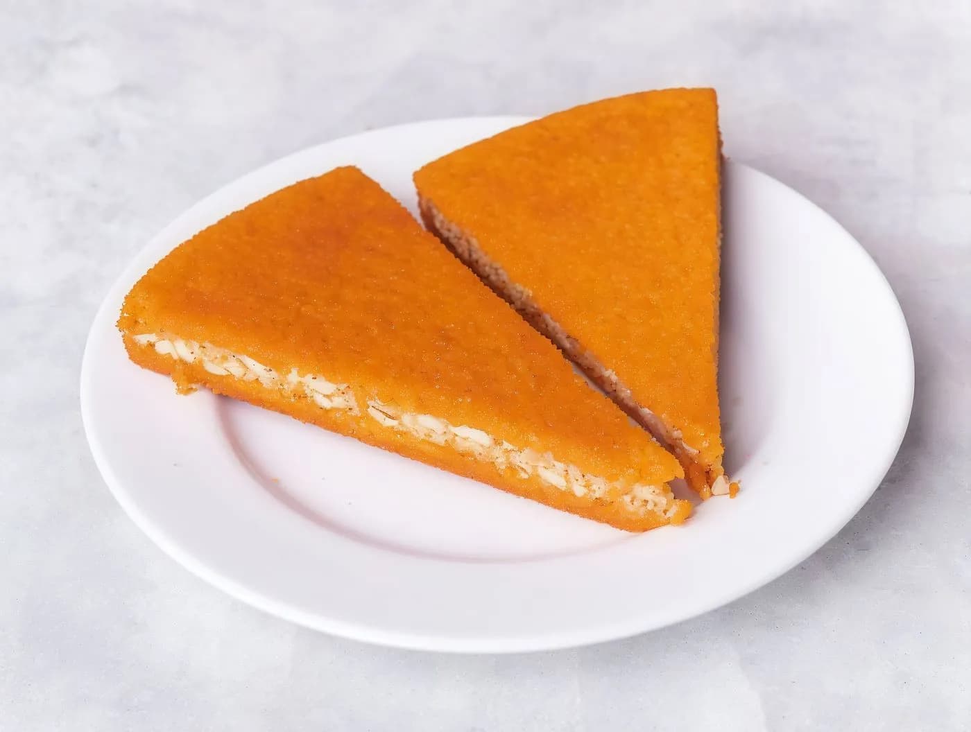 كنافه كاجو احمر