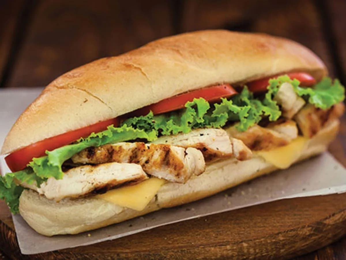 Grilled Chicken Pane Sandwich