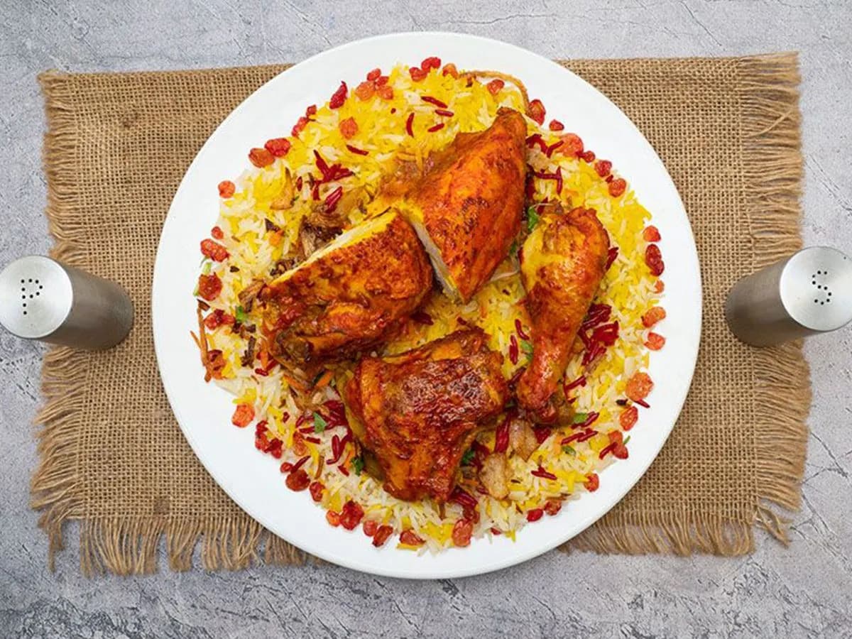 عرض الدجاج البرياني