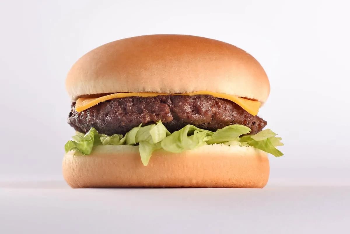 ساندوتش كلاسيك برجر لحم