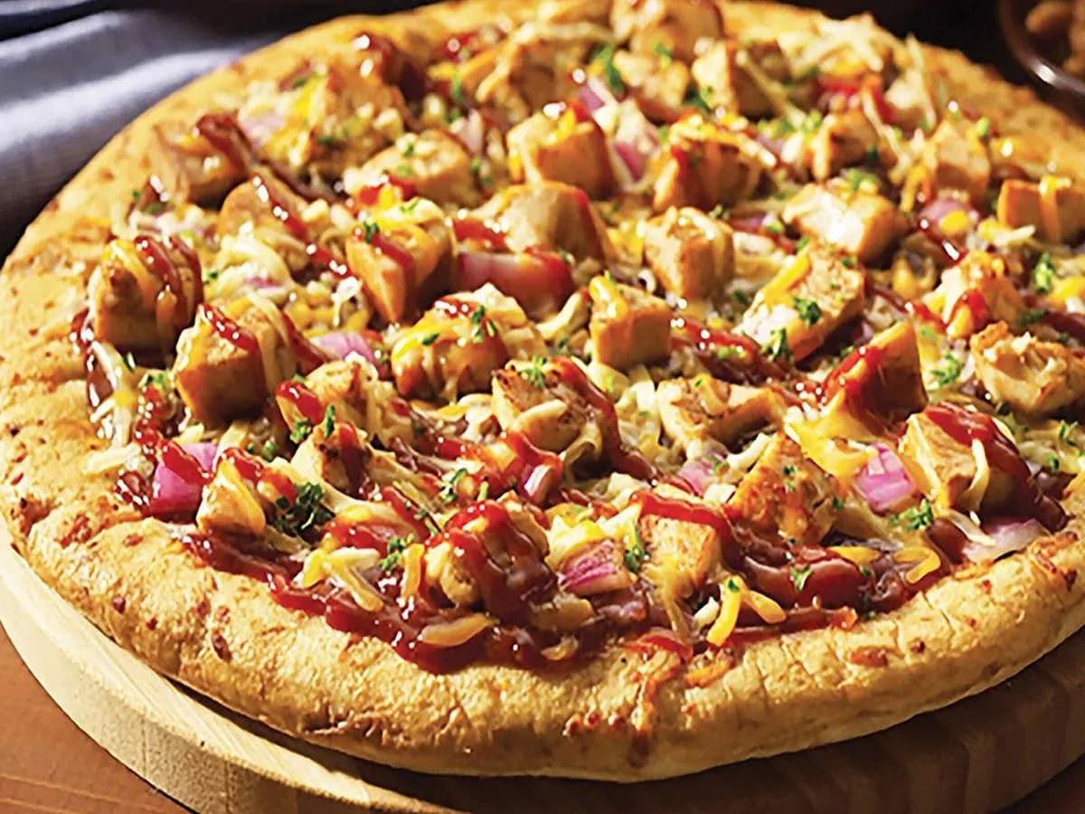 بيتزا ميكس لحوم صغيرة