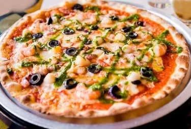 بيتزا بوللو