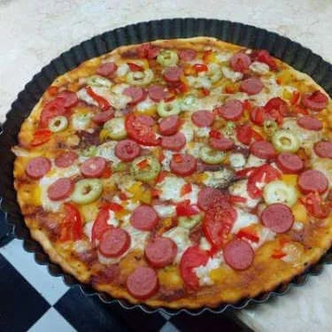 بيتزا سوسيس