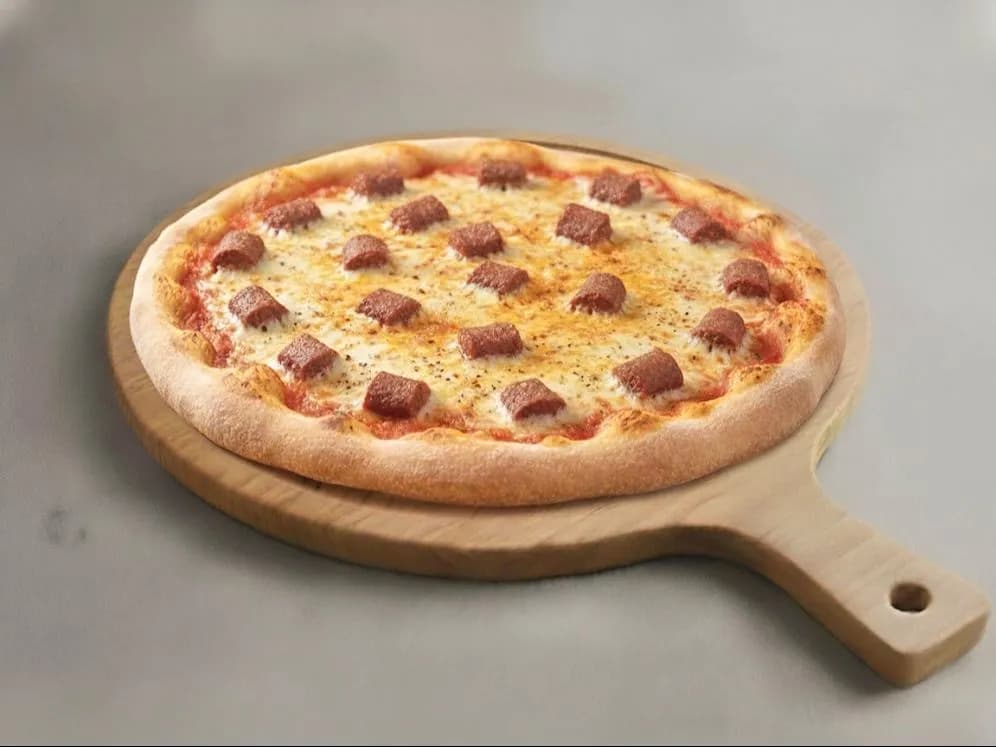 بيتزا سجق وسط