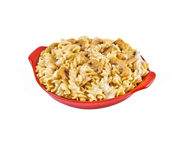 باستا بالصوص الابيض مع مشروم حجم كبير كومبو