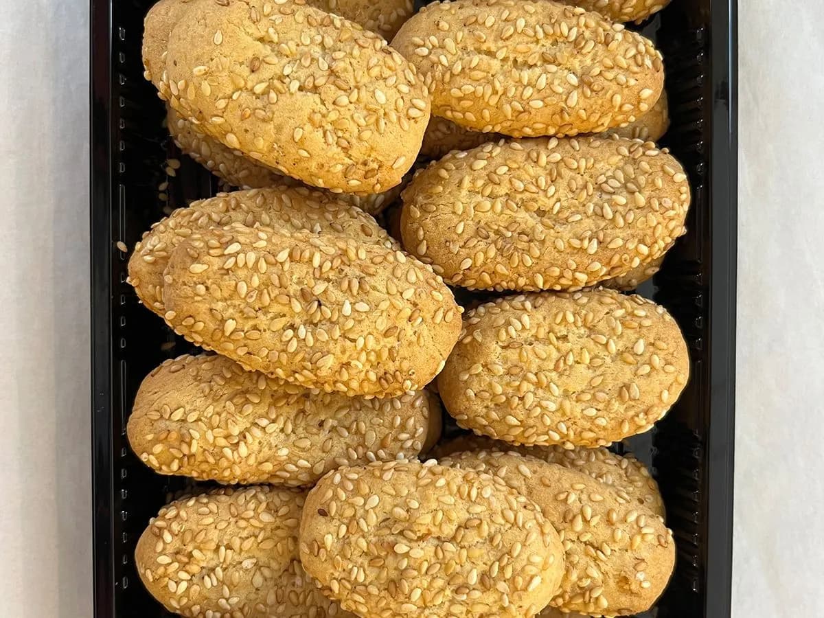 كعك بحليب سمسم