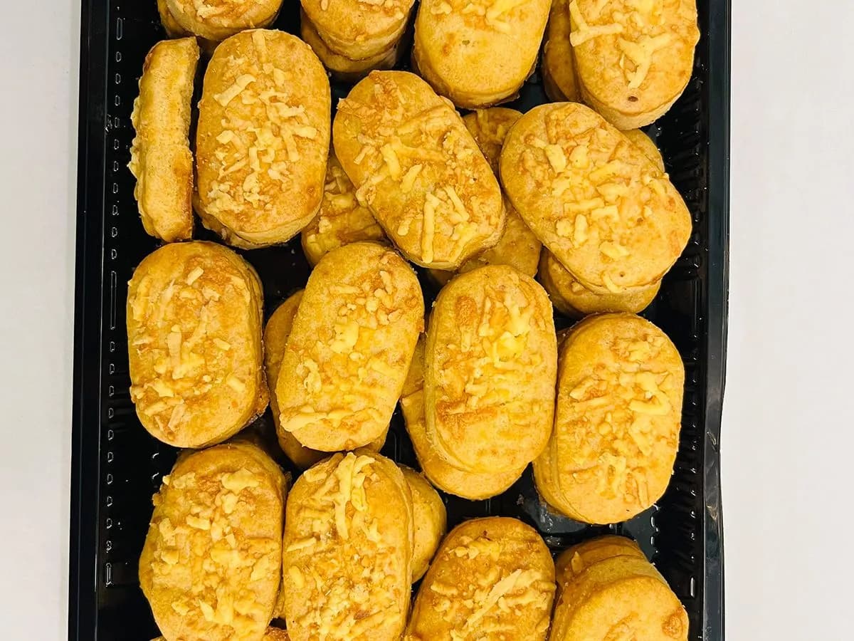 بسكوت موالح جبنة رومي