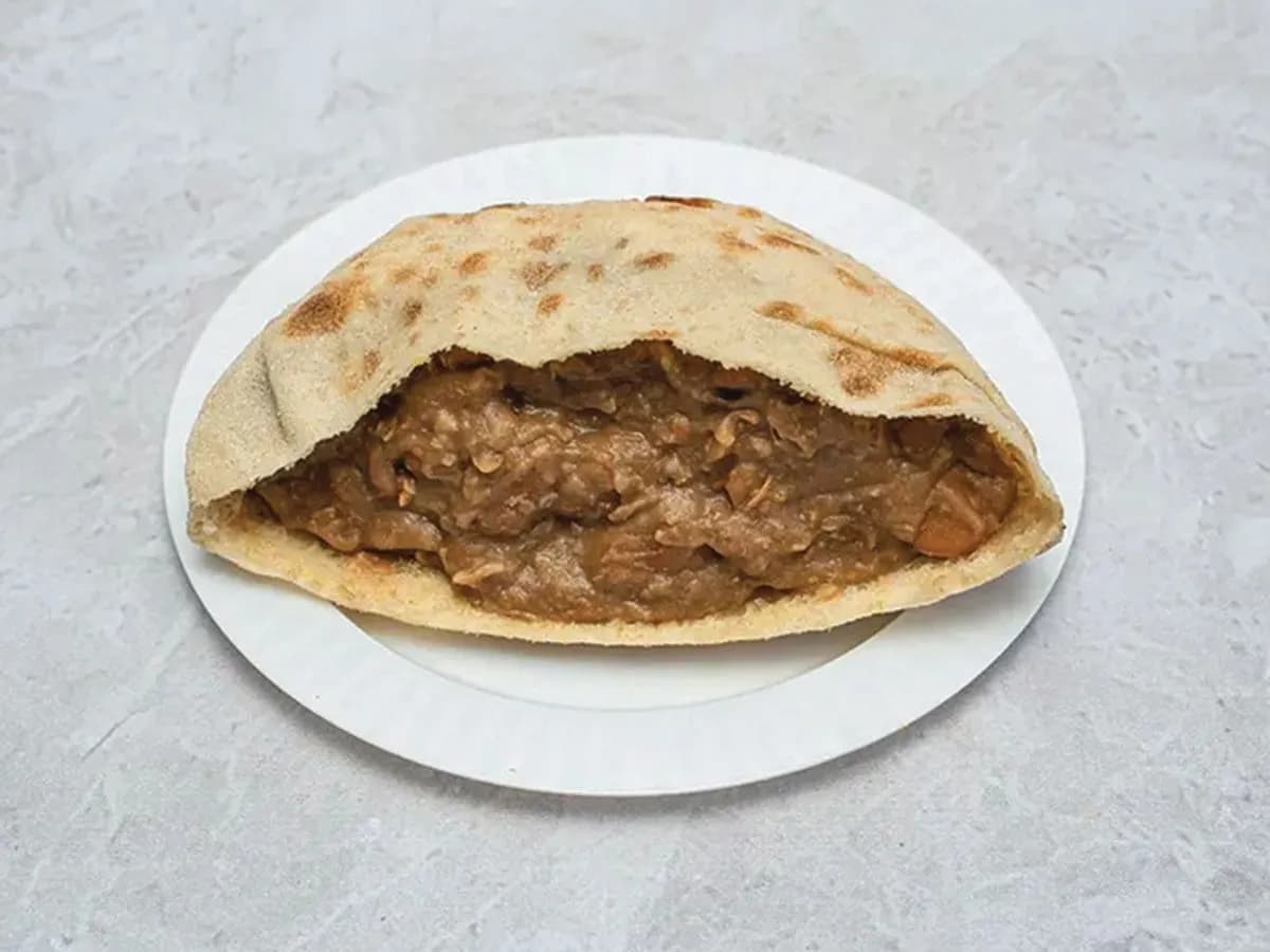 سندوتش فول بالزيت الحار