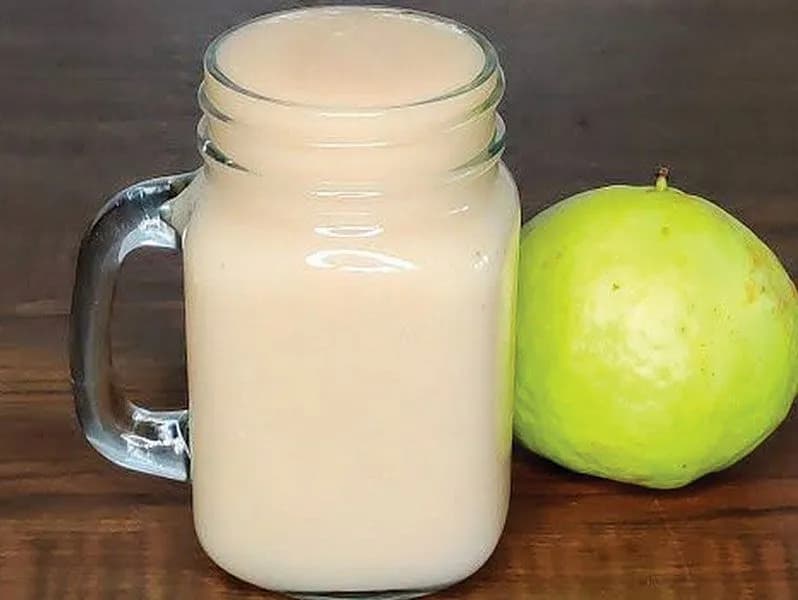 Guava Juice with Milk