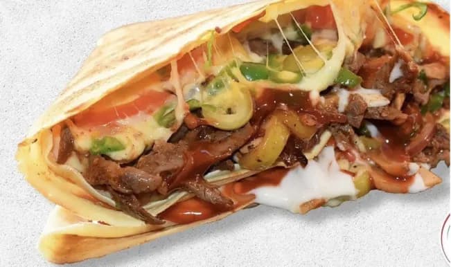 بيف بيكون و ستربس