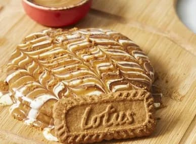 بان كيك لوتس