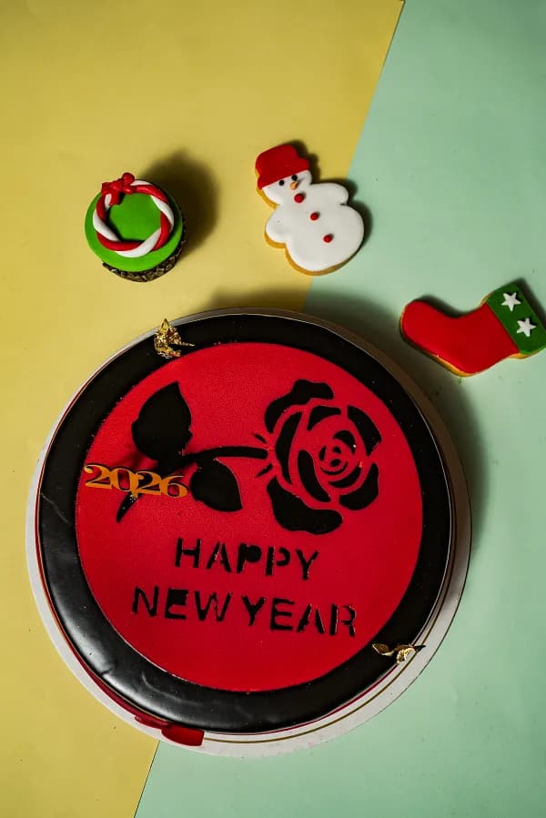 Dark Strawberry Christmas Cake