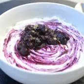 زبادي التوت الأزرق