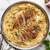 الفريدو تشيكن باستا