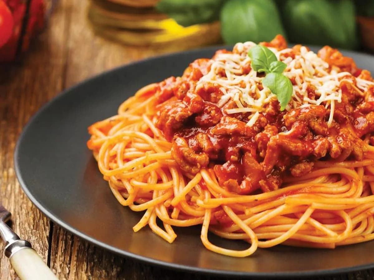 Spaghetti with Sauce and Minced Meat