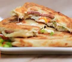 فطيرة بسطرمة