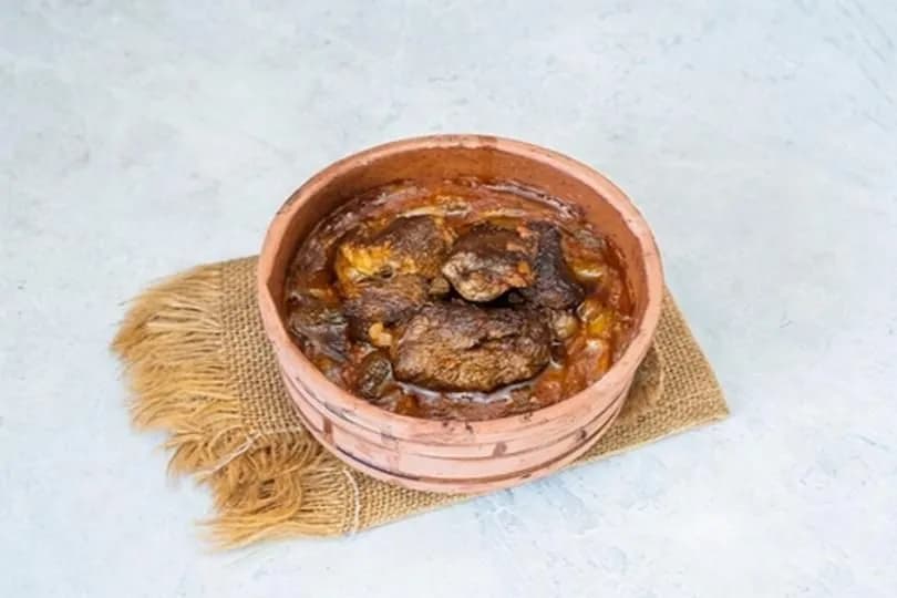 طاجن بامية باللحمة