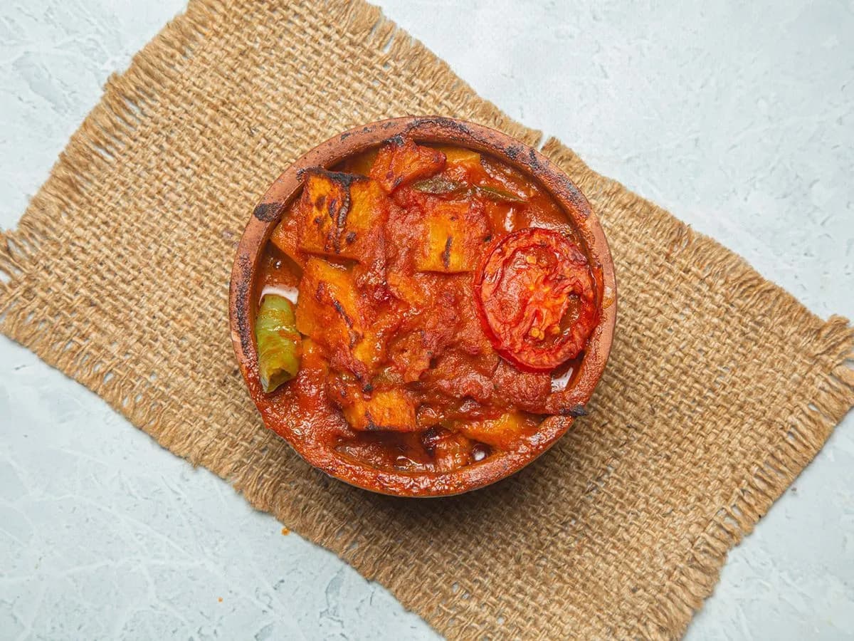 طاجن بطاطس باللحم