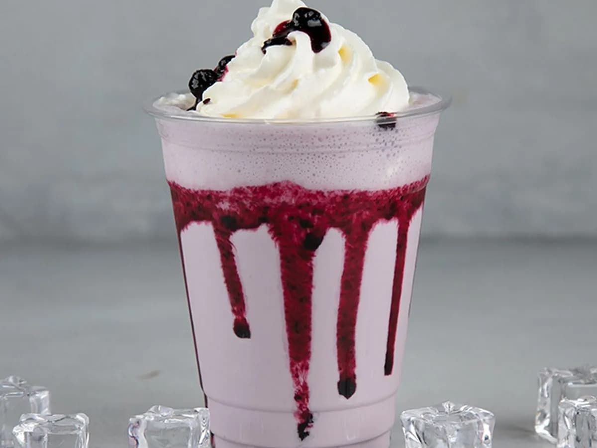 ميلك شيك بلو بيري