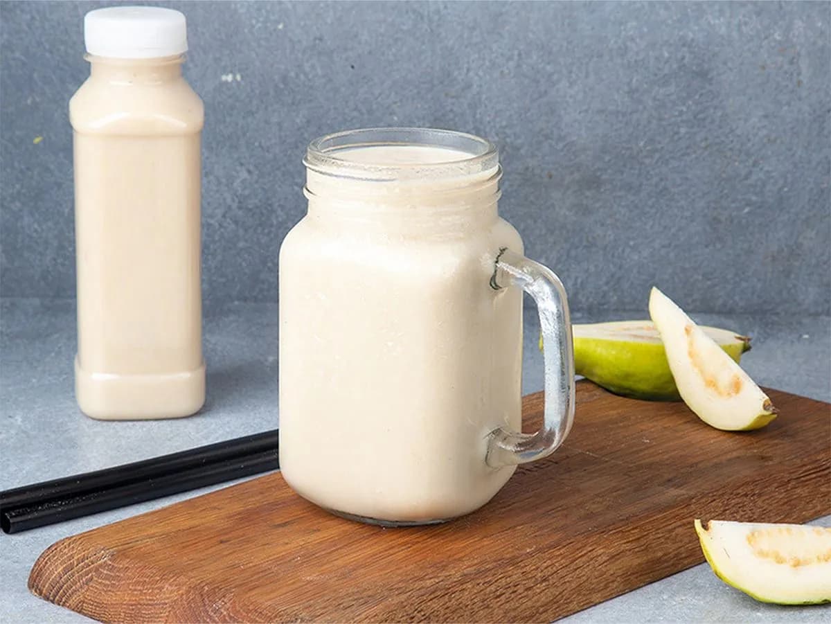 عصير جوافة باللبن