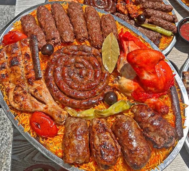 5 Quarter Tray