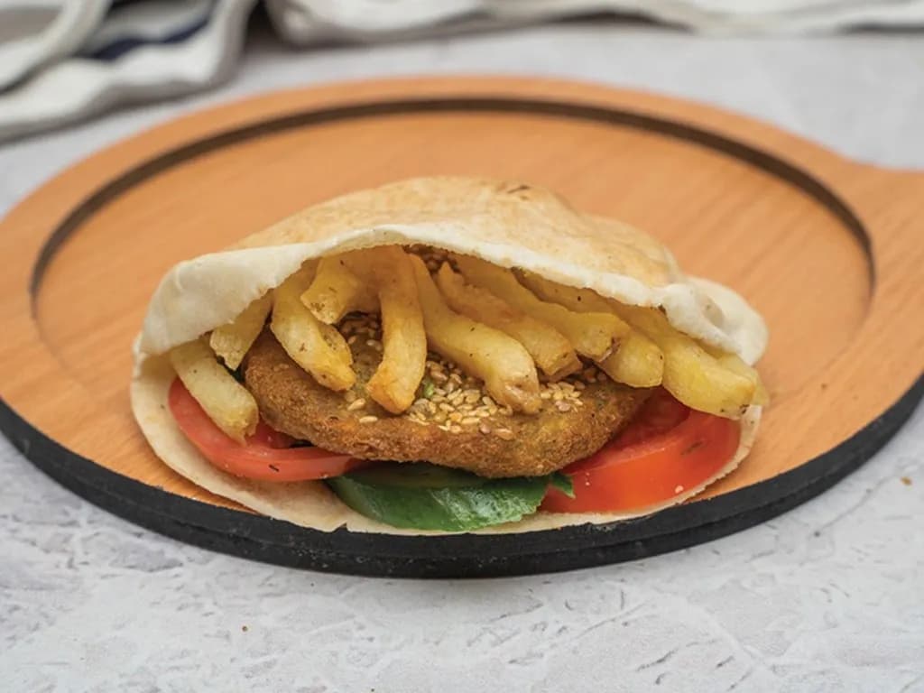 ساندوتش صوابع طعميه وبيض