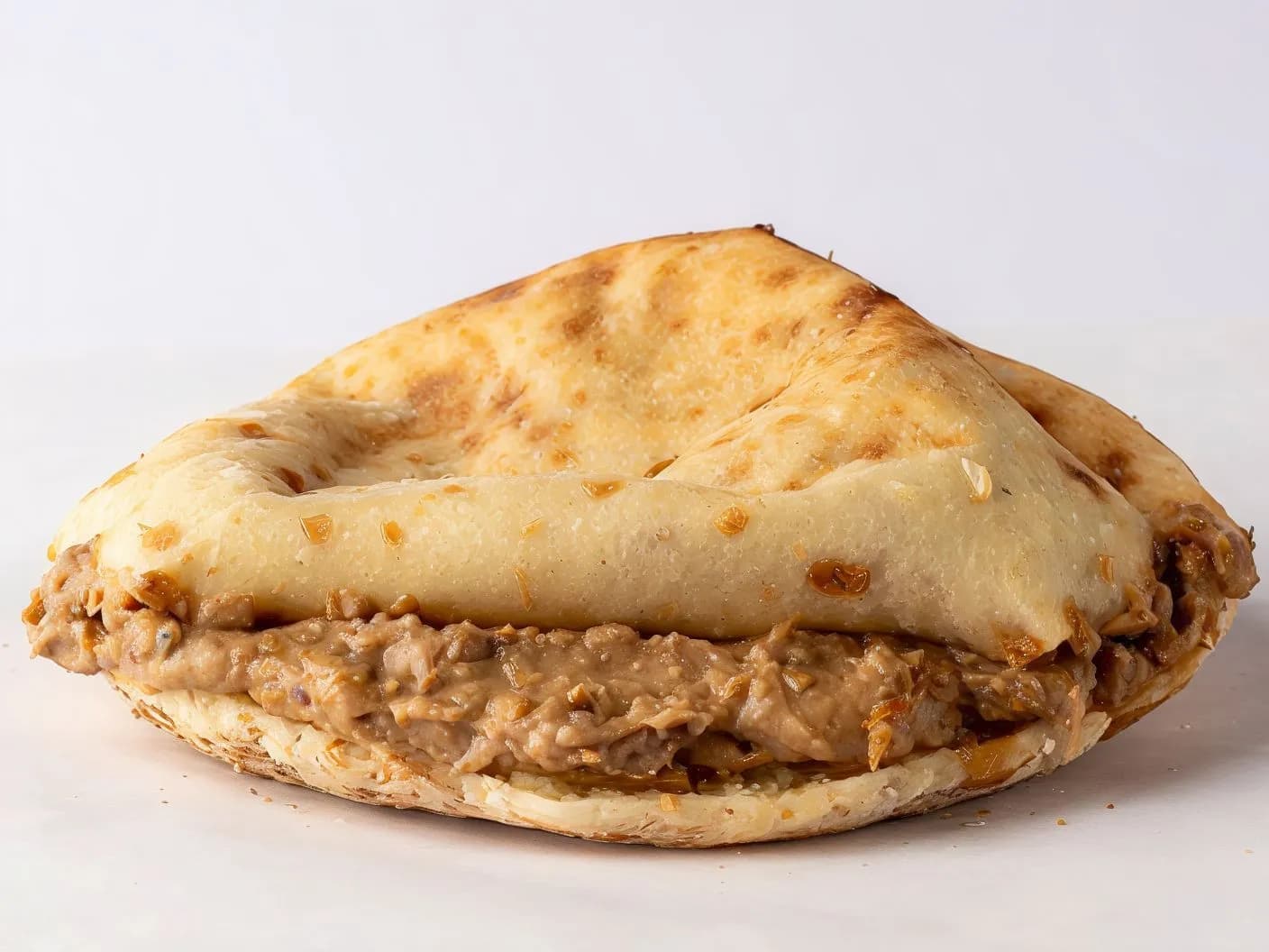 ساندوتش فول بالليمون