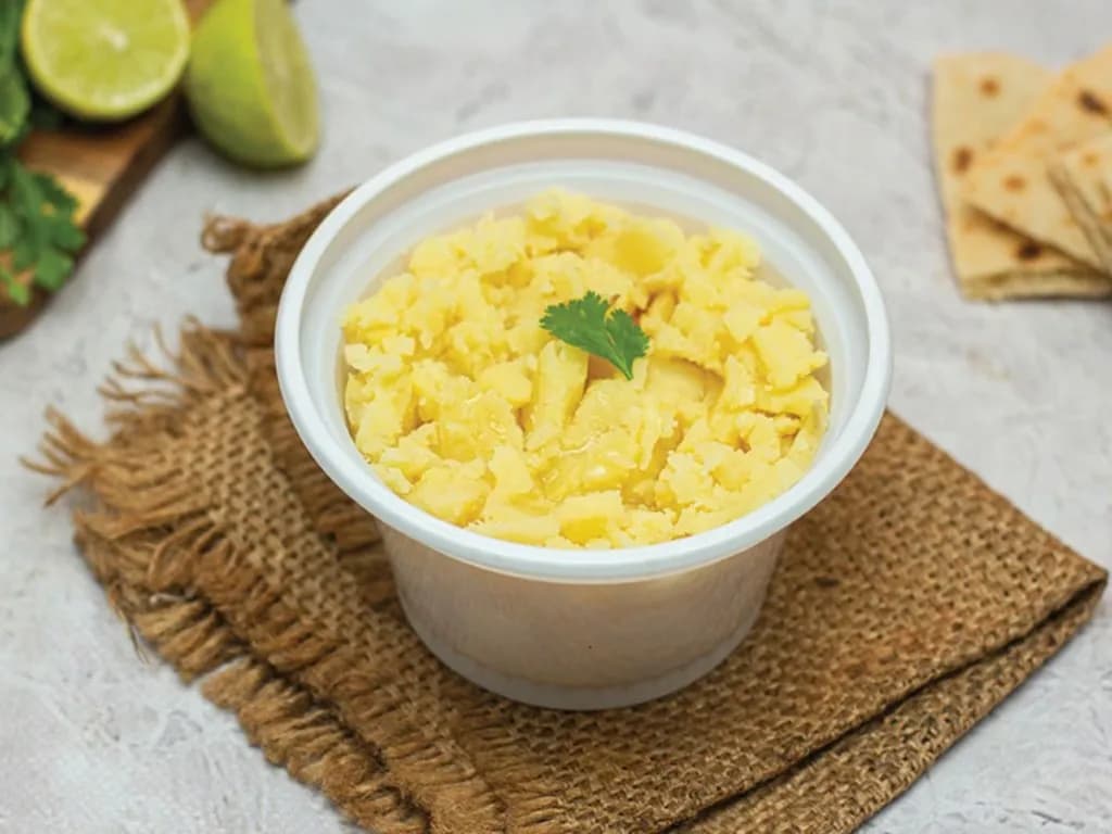 علبة مهروسة بالزبده