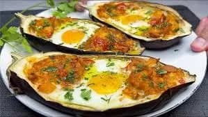 ساندوتش بيض على باذنجان