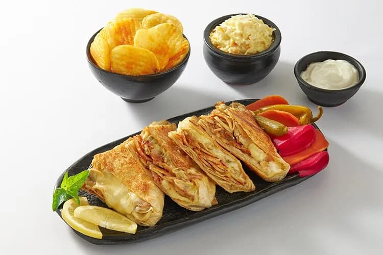 وجبه شاورما فراخ عربي مع مشروم+موزاريلا