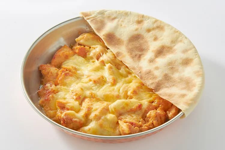 طاجن شيش طاووق مع موزريلا ومشروم