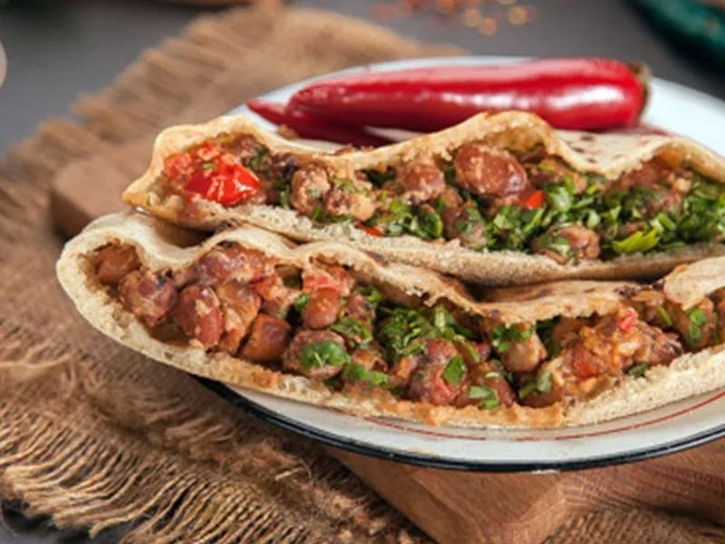 ساندوتش فول سجق