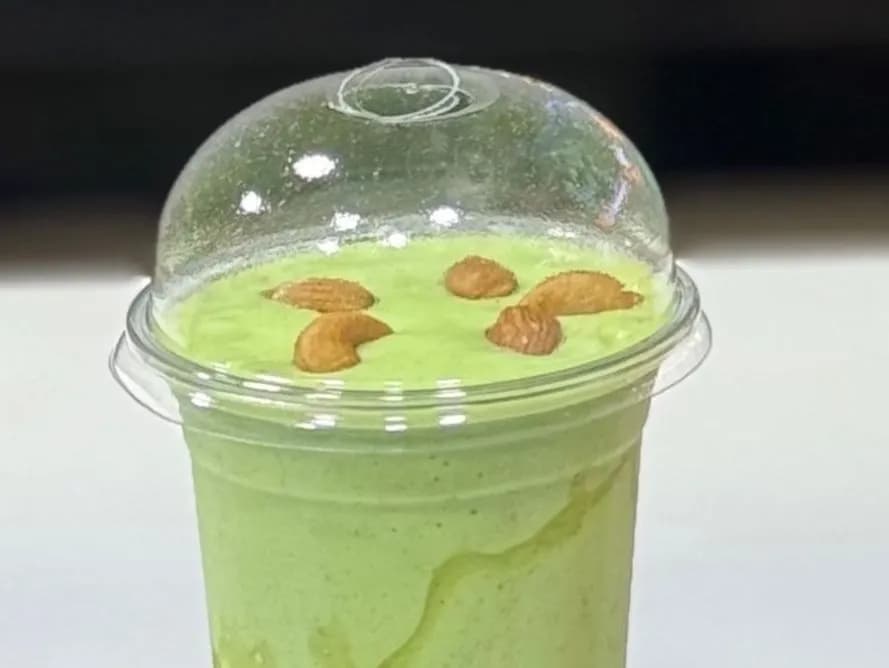 Avocado Kiwi Smoothie
